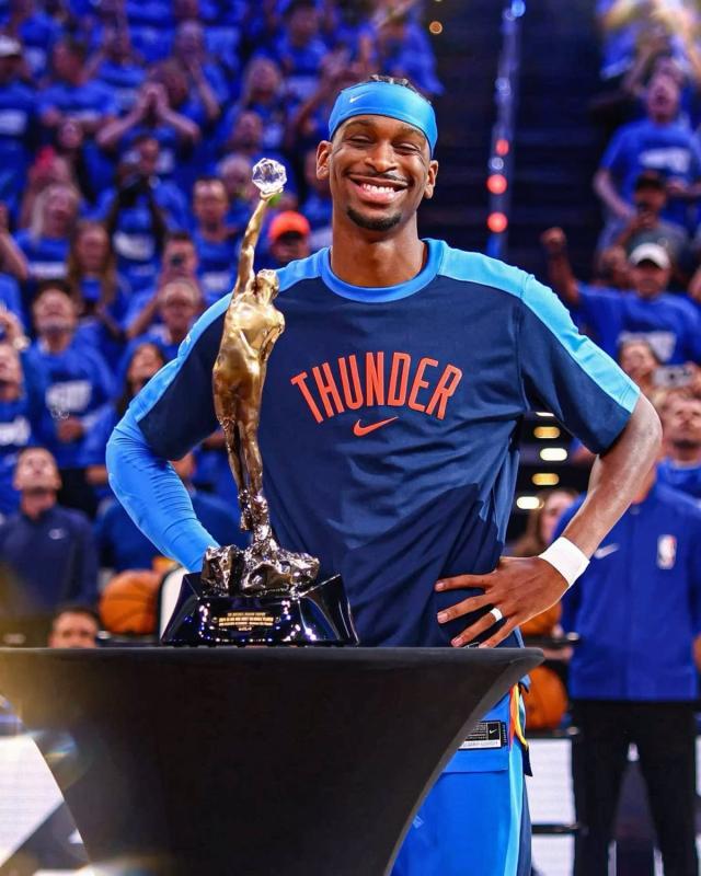 hupu-NBA奖项预测：MVP&amp;DPOY毫无悬念 最佳新秀归属康神